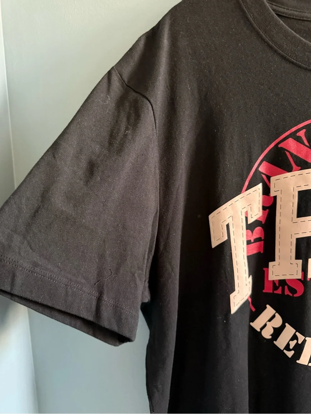 True Religion Men’s Logo Stitch Appliqué Tee
